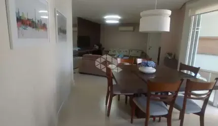 Amplo apartamento central!