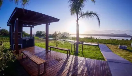Terrenos no Condomínio Aqualina Lake Club
