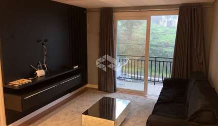 Apartamento de 2 dormitórios, sendo uma suíte, em bairro tranquilo em Canela