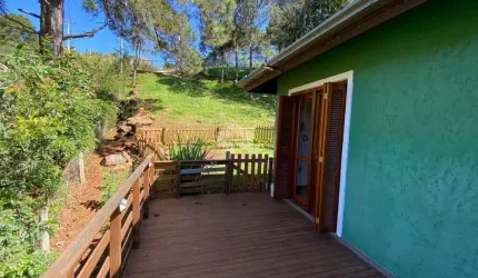 Casa 2 dormitórios num terreno de 736m² no Vale dos Pinheiros, Gramado
