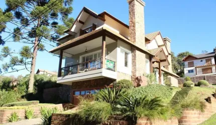 casa com terreno em bairro nobre em gramado