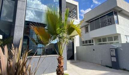 Casa sobrado com 03 dormitórios no Condomínio Primavera em Gravataí