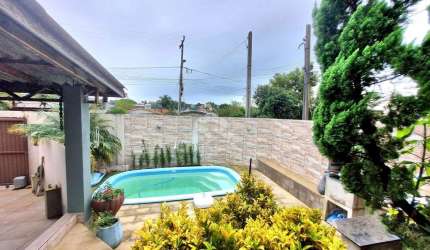 EXCELENTE CASA COM PISCINA BAIRRO OLARIA 2 QUARTOS 450 MIL
