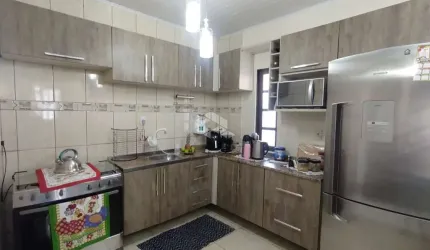 Casa estilo sobrado bairro Rio Branco.