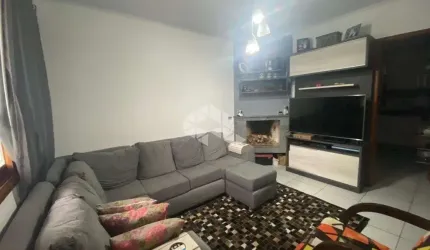 Casa Térrea de 3 (três) dormitórios com um suíte