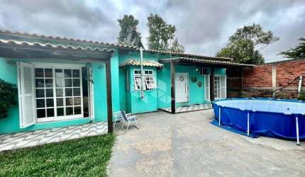 CASA OPORTUNIDADE PARA INVESTIDORES IMOVÉL COM 2 CASAS NO TERRENO