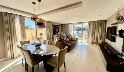 Apartamento Garden com 3 suites e 2 vagas de garagem no Bairro Nossa Senhora das Graças em Canoas/RS