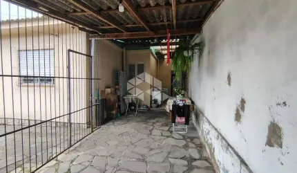 Casa 130m², 03 dormitórios, 02 vagas, no Bairro Nossa Senhora das Graças, em Canoas
