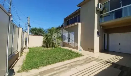 Sobrado 3 dormitórios, sendo uma suíte no bairro Estância Velha