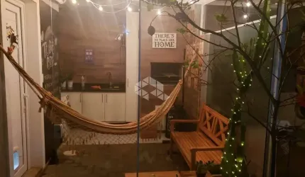 Sobrado condomínio 74,13m² 2 dormitórios, 01 suíte, 2 vagas cobertas no Bairro Nossa Senhora das Graças em Canoas