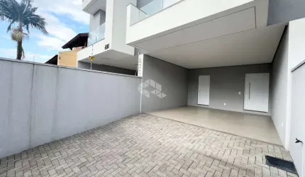 Casa Sobrado com 3 quartos a venda em São Leopoldo bairro São José, 2 vagas com churrasqueira