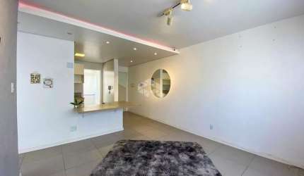 Apartamento semi mobiliado desocupado 73m² 2 dormitórios, 02 vagas, no Bairro Nossa Senhora das Graças em Canoas