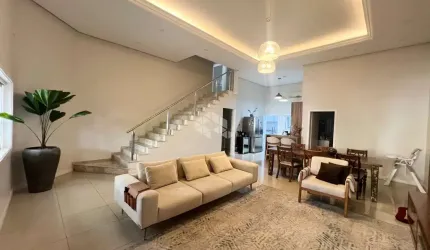 Casa com 4 dormitórios, sendo 2 suítes, 3 banheiros, semi mobiliada, vaga para 2 veículos, no Bairro Marechal Rondon, na cidade de Canoas. Aceita Fin