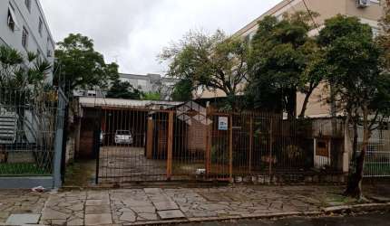 Depósito, terreno de 350m²,  estacionamento,  perto Assis Brasil, segurança, zona norte, Sarandi