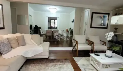 Apartamento com 3 dormitórios sendo 1 suíte com closet e banheira, 3 vagas de garagem. R$850.000,00 no Morumbi.