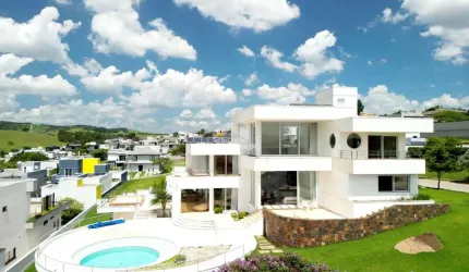 Casa de Luxo à venda no Condomínio Figueira Garden em Atibaia-SP com 5 suítes