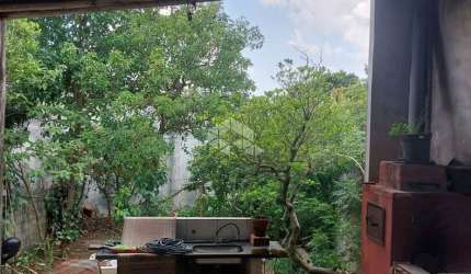 TERRENO COM UMA ANTIGA CASA COM 3 DORMITÓRIOS A VENDA, 207m² - PONTE GRANDE - GUARULHOS/SP.