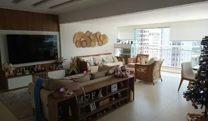 Apartamento com 3 Quartos e 3 banheiros à Venda, 120 m²