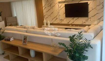 Casa no Condomínio Chácara Francesa (Jd. França / Zona Norte) com 383m2