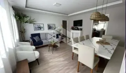 Apartamento de três quartos na Vila Olímpia