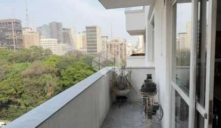 Apartamento no Jardim Paulista de 165m² com vista livre