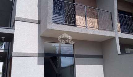 Linda casa com piscina, 3 suítes, localização privilegiada, para vender por R$ 940.000 mil!