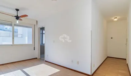Apartamento 1 dormitório, sacada, living, cozinha, banheiro no Bairro Cristo Redentor