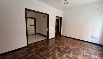 Apartamento Térreo de 2 Dormitórios no Bairro Navegantes