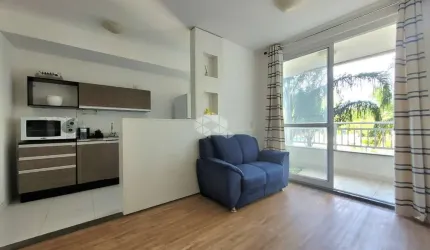 Apartamento de 2 dormitórios com suíte, sacada e 1vaga de garagem no Humaitá