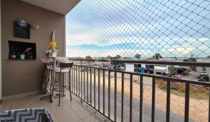Apartamento 3 dormitórios, sendo 1 suíte, andar alto, excelente posição do sol, vista livre