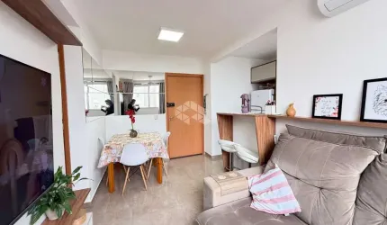 Apartamento de 2 dormitórios e 1 vaga de garagem, no bairro Humaitá, em Porto Alegre.