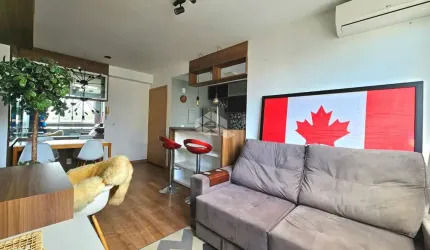 Apartamento 2 quartos, 1 vaga de garagem, mobiliado, bairro Jardim Carvalho em Porto Alegre