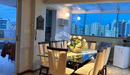 COBERTURA DUPLEX DE 3 QUARTOS NO BAIRRO CAMPINAS - SÃO JOSÉ/SC