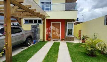 CASA COM 4 DORMITÓRIOS NO BAIRRO RIO VERMELHO - FLORIANÓPOLIS/SC