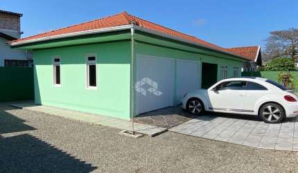CASA DE 2 QUARTOS NA TAPERA DA BASE - FLORIANÓPOLIS/SC