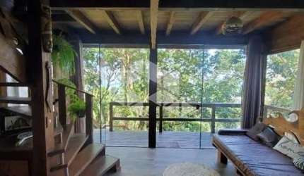 CASA 1 DORMITÓRIO NO PÂNTANO DO SUL - FLORIANÓPOLIS/SC