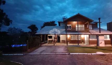 CASA 3 DORMITÓRIOS EM CONDOMINIO NA VARGEM GRANDE FLORIANÓPOLIS/SC