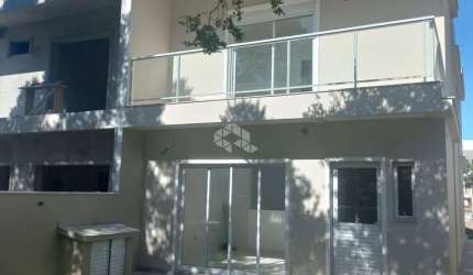 Casa 4 dormitórios/suites em Ingleses do Rio Vermelho - Florianópolis/SC