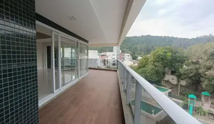 Apartamento duplex 6 dormitórios no bairro Jurerê Internacional em Florianópolis/SC