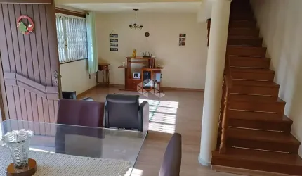 CASA 2 DORMITÓRIOS NO BAIRRO SANTA CATARINA
