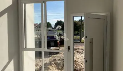 Casa de dois dormitórios em Capão Novo
