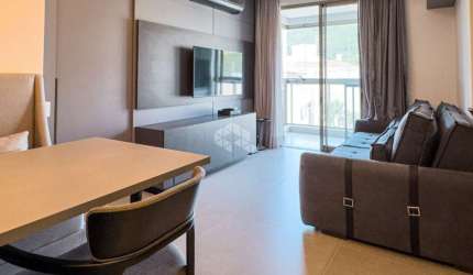 Apartamento Mobiliado de 2 Quartos a Venda no Córrego Grande