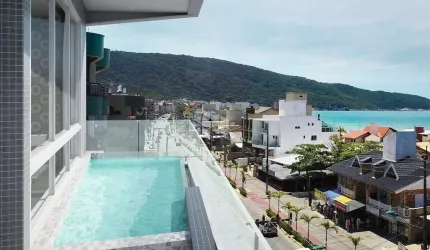 APARTAMENTO DUPLEX DE FRENTE PARA O MAR  DE BOMBAS