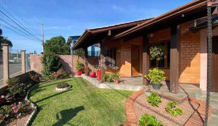 Casa em Ivoti com 3 dormitórios e 2 terrenos