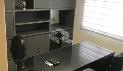 Compre: Sala comercial, no Centro de Novo Hamburgo, já Locada. Ótimo INVESTIMENTO.