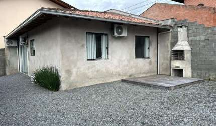 Casa 3 quartos  Jaraguá 99 para permuta