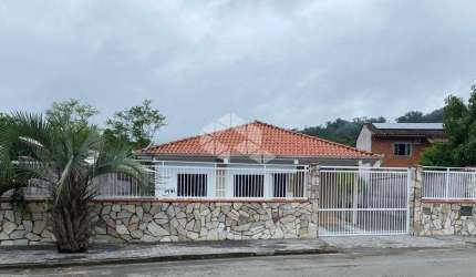 Casa 3 quartos/dormitórios no bairro Ribeirão Cavalo em Jaraguá do Sul