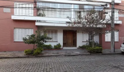 Apartamento 2 dormitórios com sacada Menino Deus