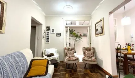 Apartamento de 2 dormitórios , com 2 patios (gardens) no bairro Petrópolis