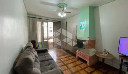 Baixou o valor.Apartamento na Cidade baixa com 3 dormitórios, sacada e lareira